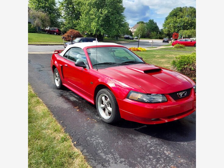 Thumbnail Photo undefined for 2002 Ford Mustang GT Convertible